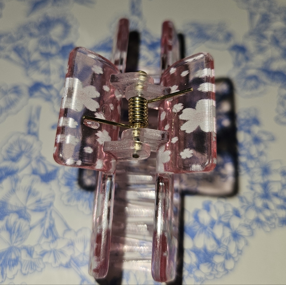 Daisy Dreams Claw Clip Collection - Petal Blush - Picture 3 of 4